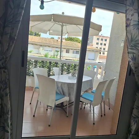 Piso California 3 Aire Acondicionado, Wifi, 4 Camas *