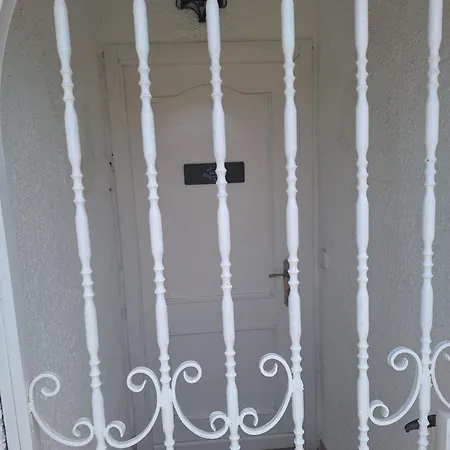Piso California 3 Aire Acondicionado, Wifi, 4 Camas *