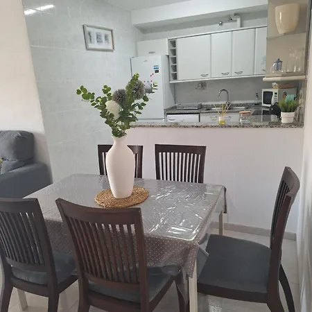 Apartment Piso California 3 Aire Acondicionado, Wifi, 4 Camas