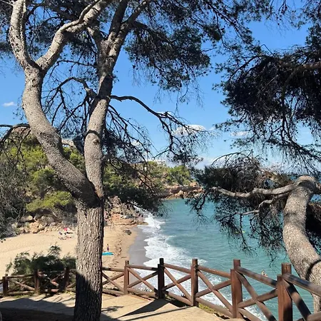 Centrico Piso A 5 Min De La Playa, Ac, Wifi Y Parking Incluido Apartament